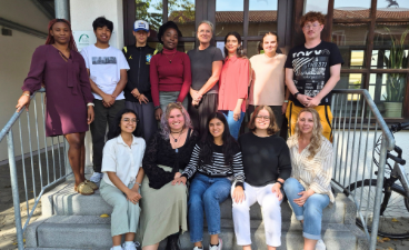 Gruppenfoto Ausbildungsstart an der Fachschule für Heilerziehungspflege und -pflegehilfe