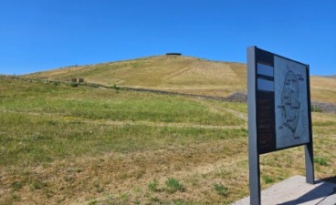 begrünter Schlackenberg Sulzbach-Rosenberg